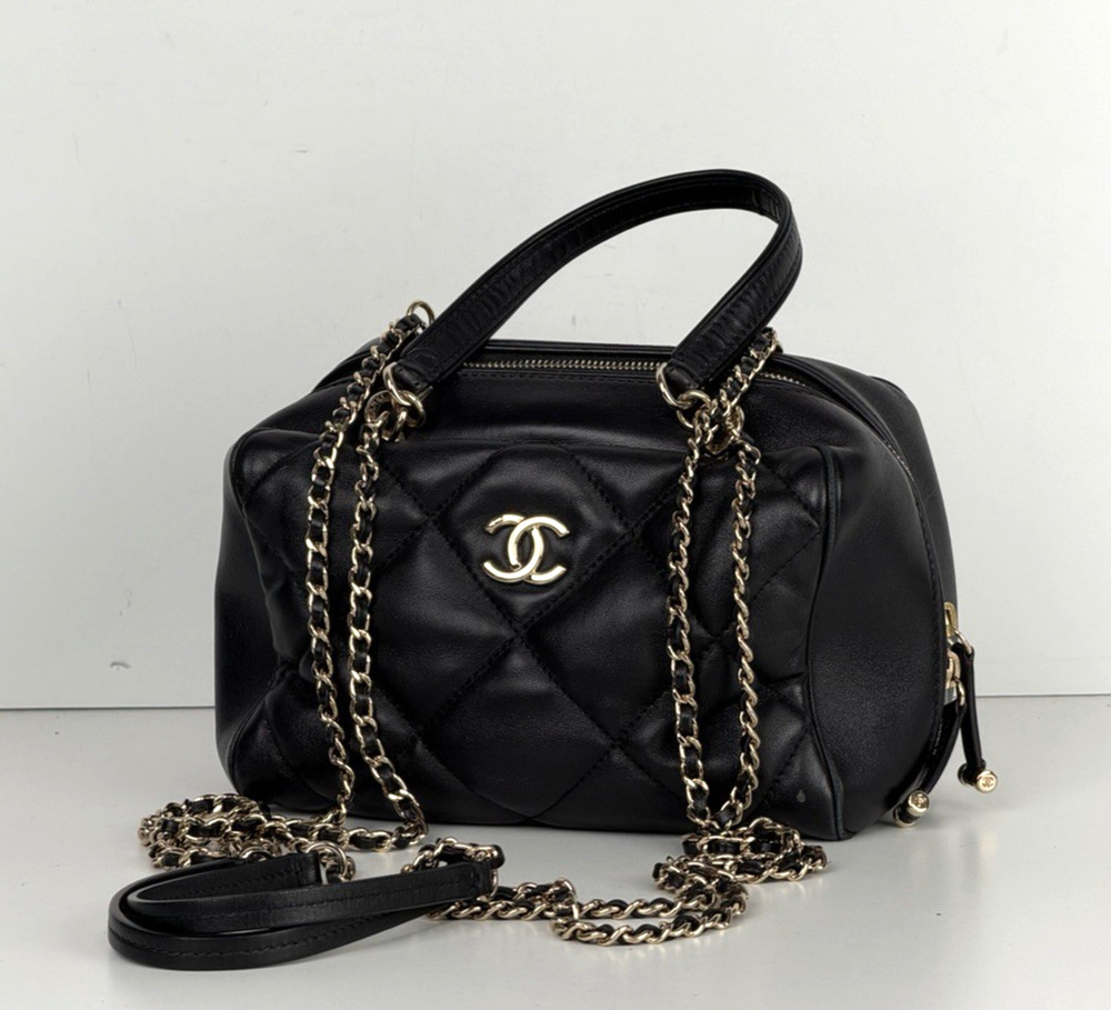 Chanel CC Chain Zip Bowling Mini Bag in Black Lambskin Leather 2019 E8